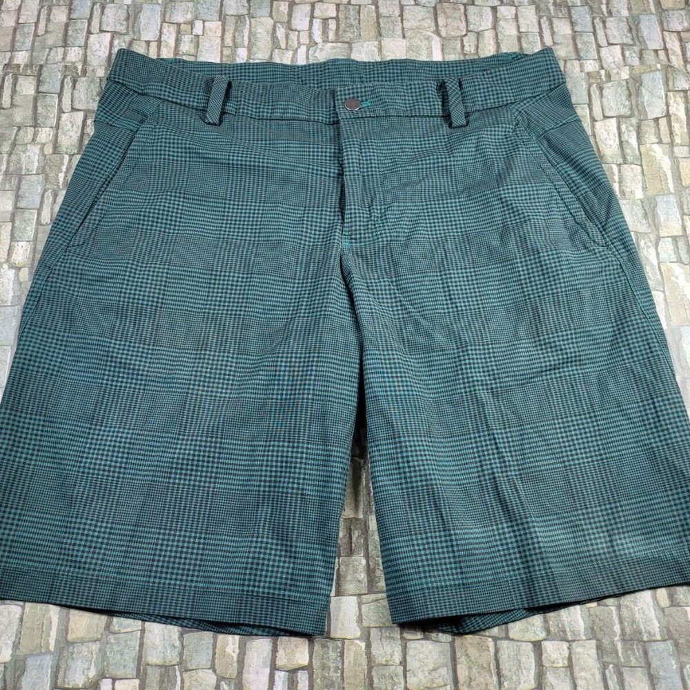 Lululemon Men's Gold Plaid Shorts size 38
